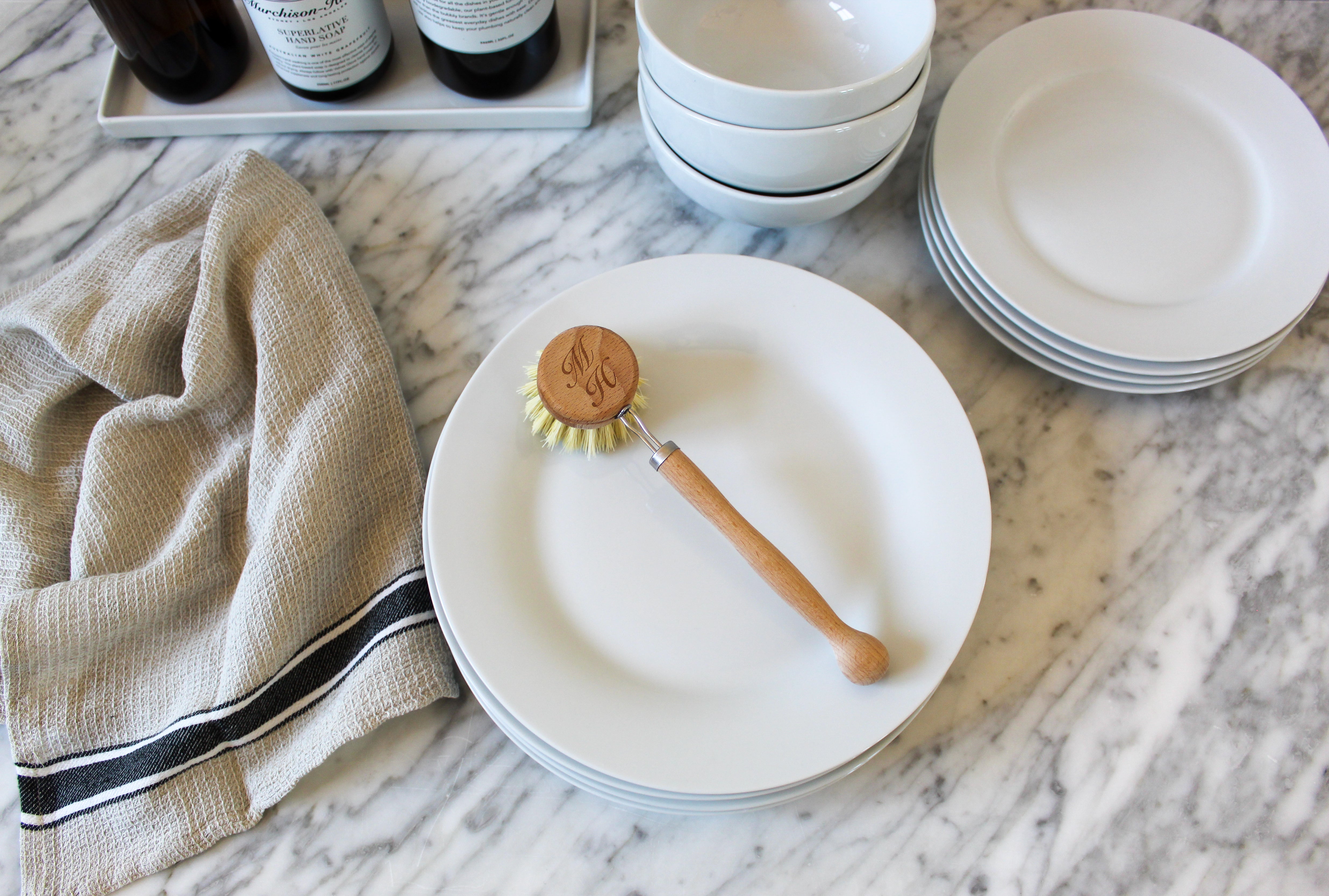 Dish Brushes vs. Sponges Which is Better? MurchisonHume USA