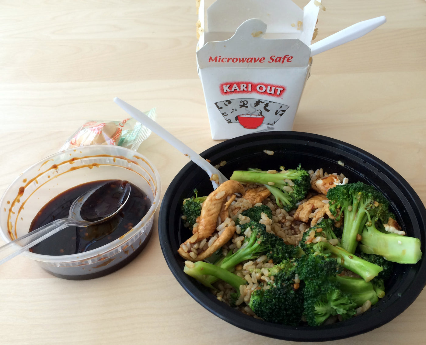 Defeating Lunchtime Stains: Garment Groom to the Rescue!