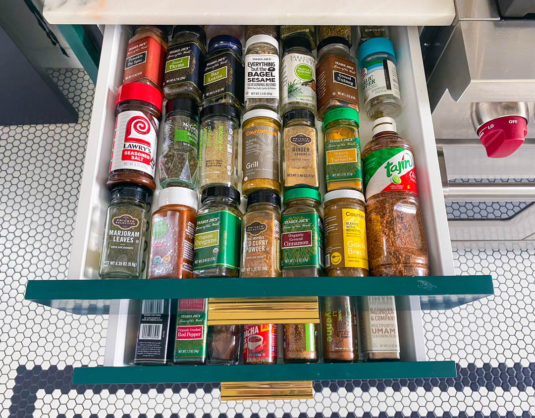 How to Store Spices